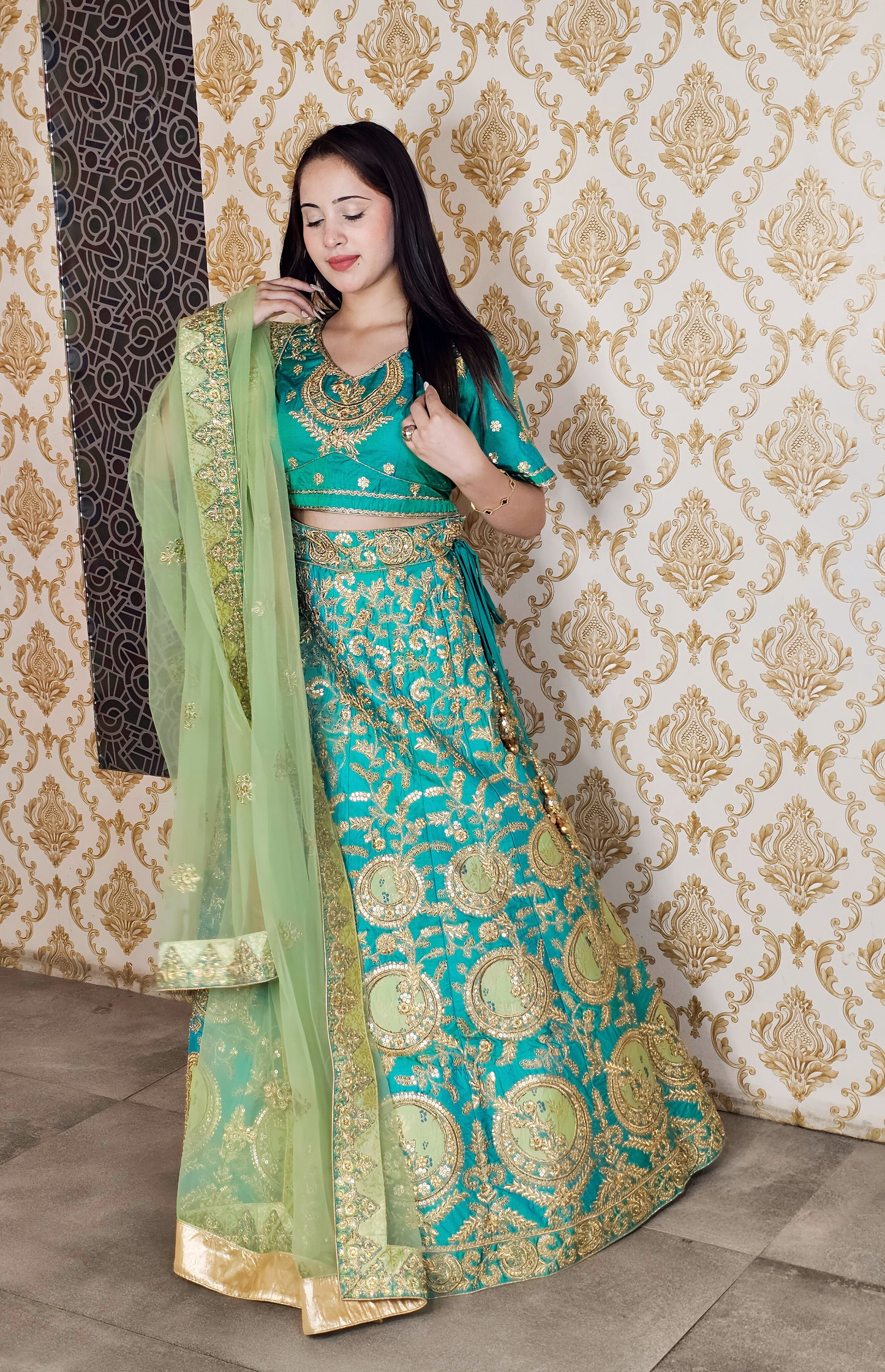 ๐ Regal Green Lehenga Choli
