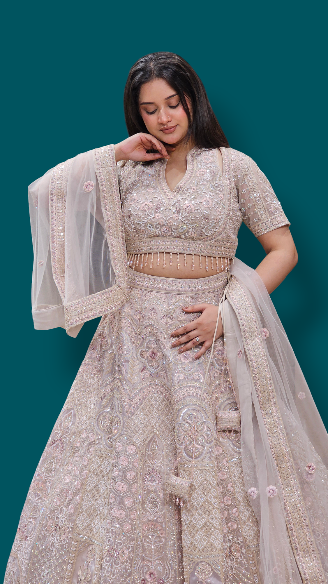 Beige Gown ā Subtle Sophistication with Timeless Elegance
