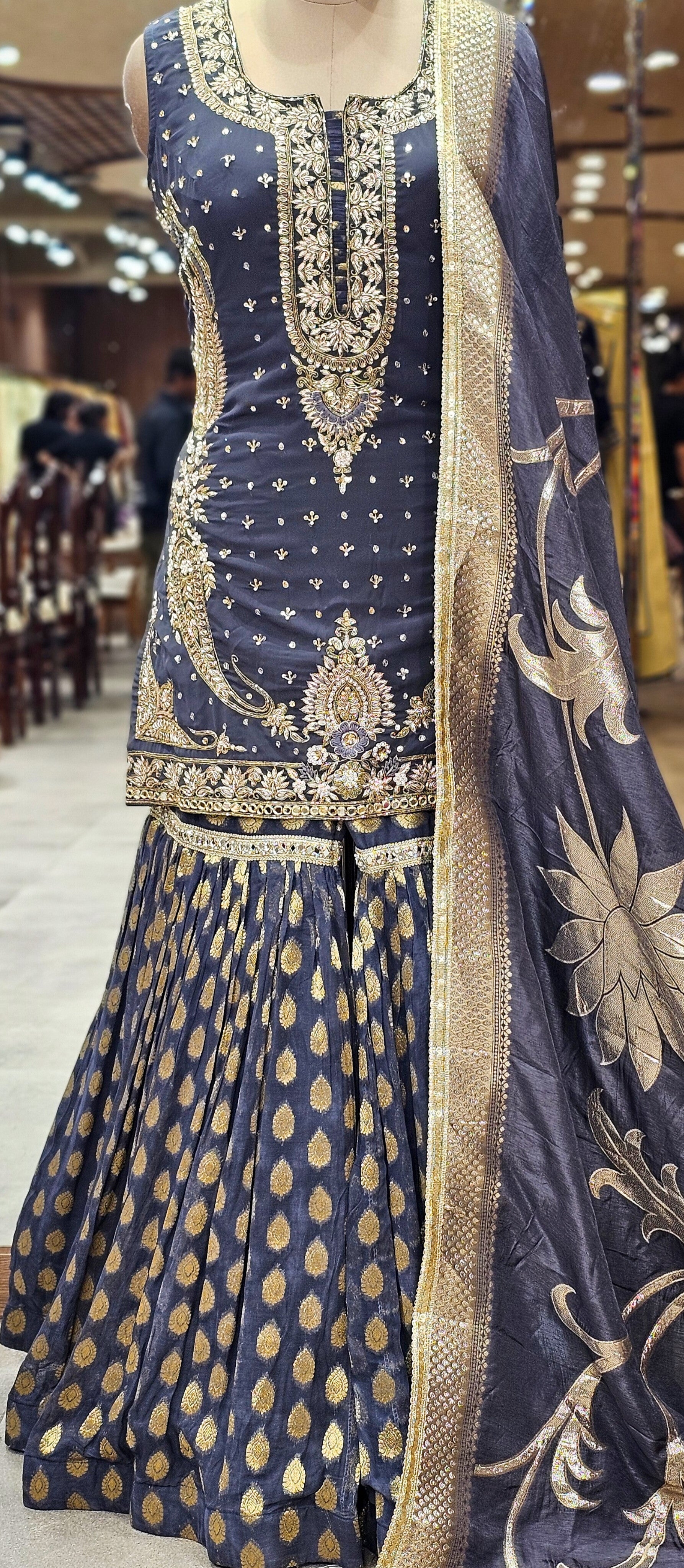 Smoky Elegance Luxe Gray Garara Suite