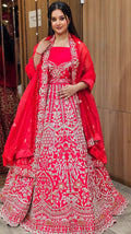 Imperial Red Bridal Ensemble – Exquisite Craftsmanship
