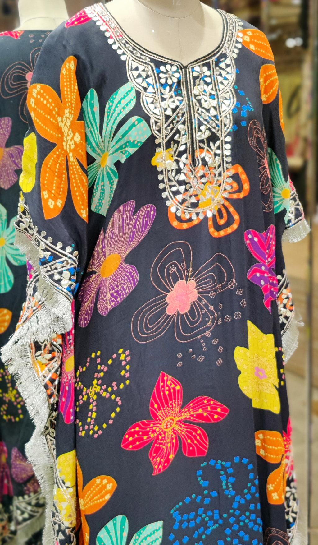 Black Kaftan Suit – Regal Elegance in Every Detail