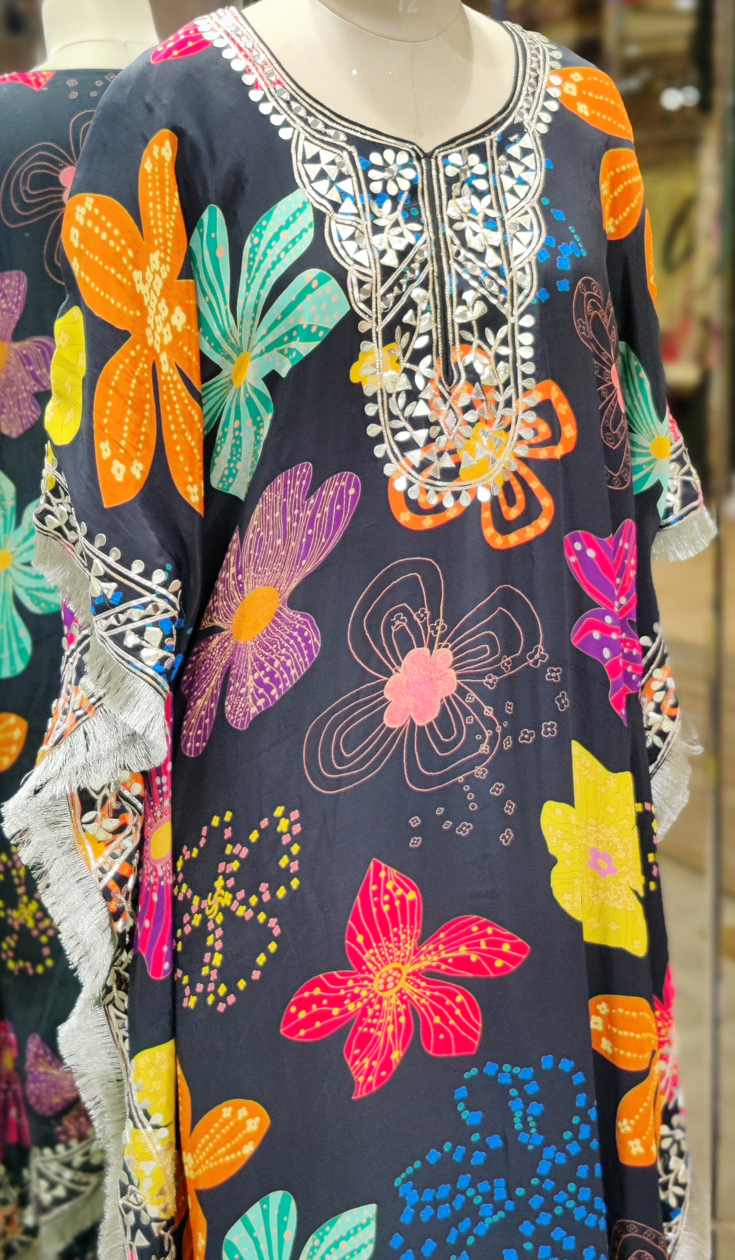 Black Kaftan Suit – Regal Elegance in Every Detail