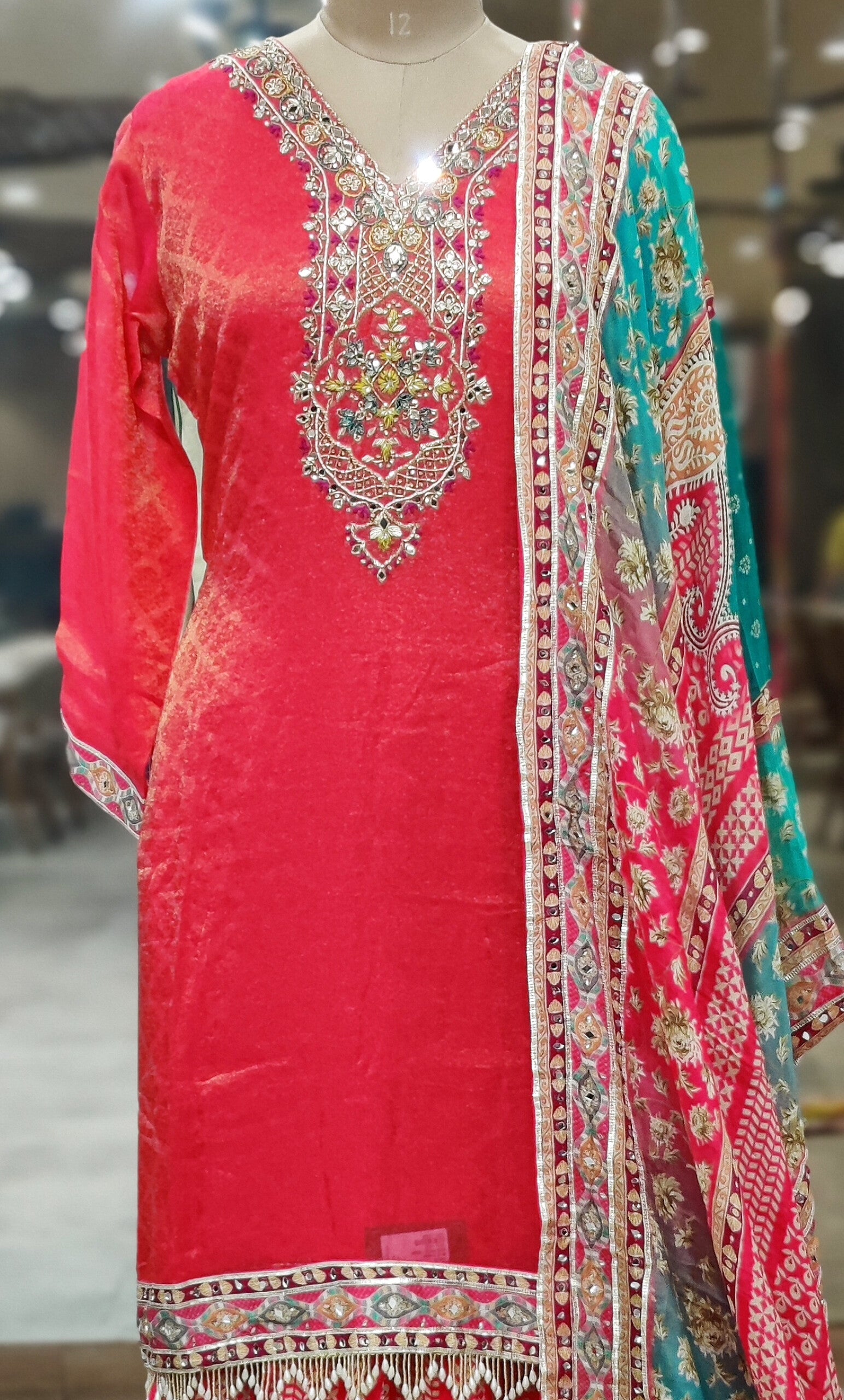 🌺 Graceful Gajri Sharara Gharara Suit