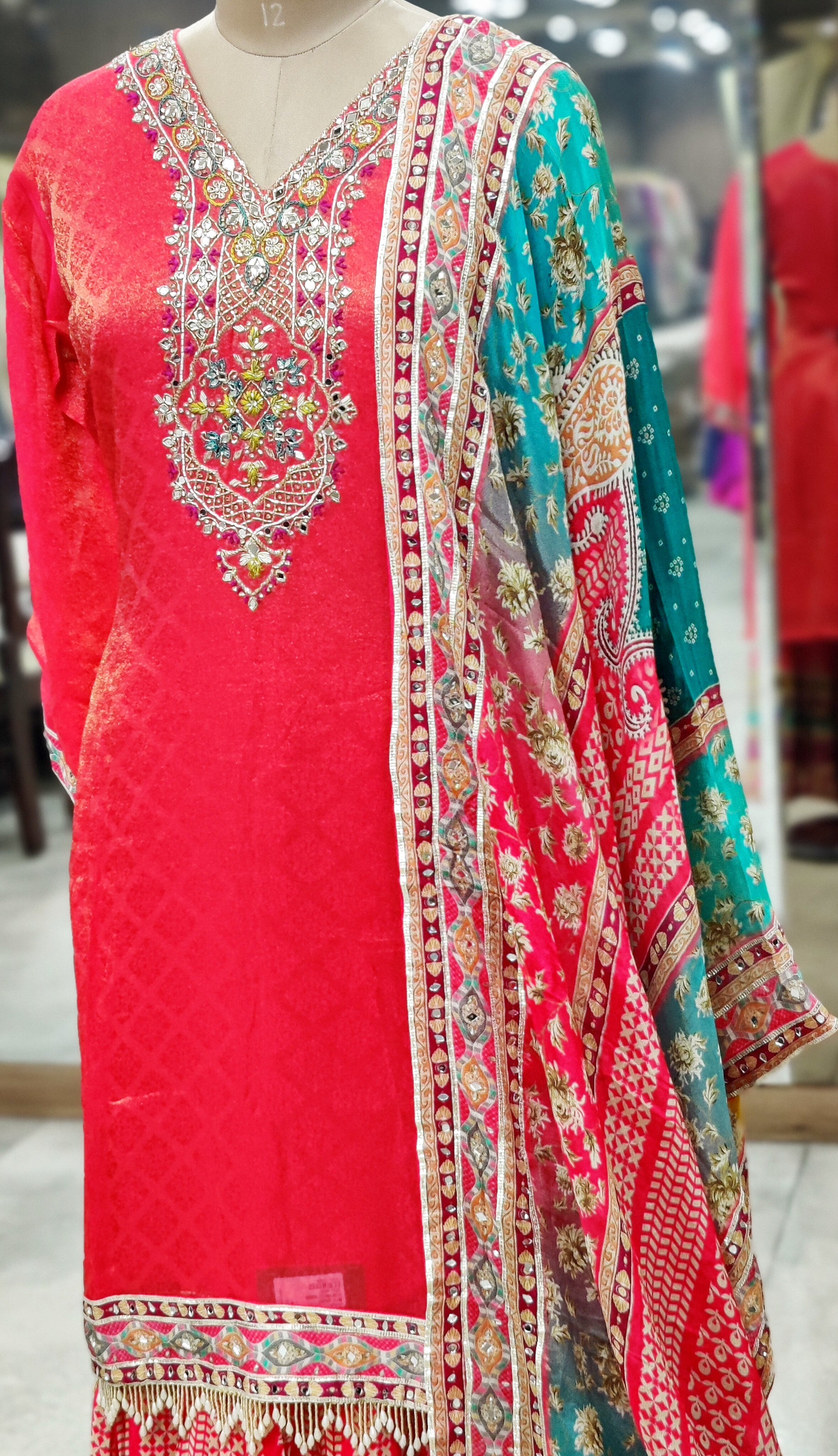 🌺 Graceful Gajri Sharara Gharara Suit