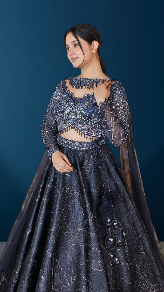 Lehenga Cholli With Chokar Dupatta