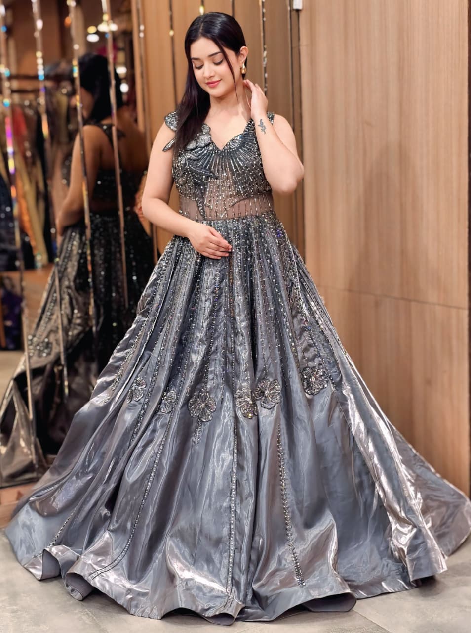 Glamour Night Party Wear Gown – By Saluja Store