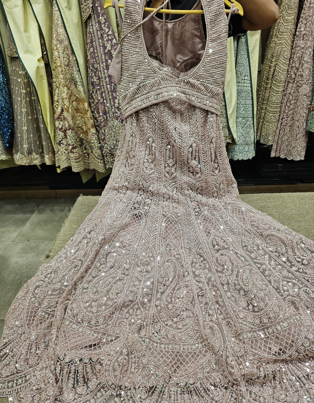 Ivory Blush Couture Lehenga – Saluja Store