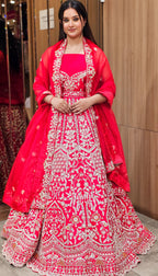 Imperial Red Bridal Ensemble – Exquisite Craftsmanship