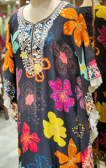 Black Kaftan Suit – Regal Elegance in Every Detail